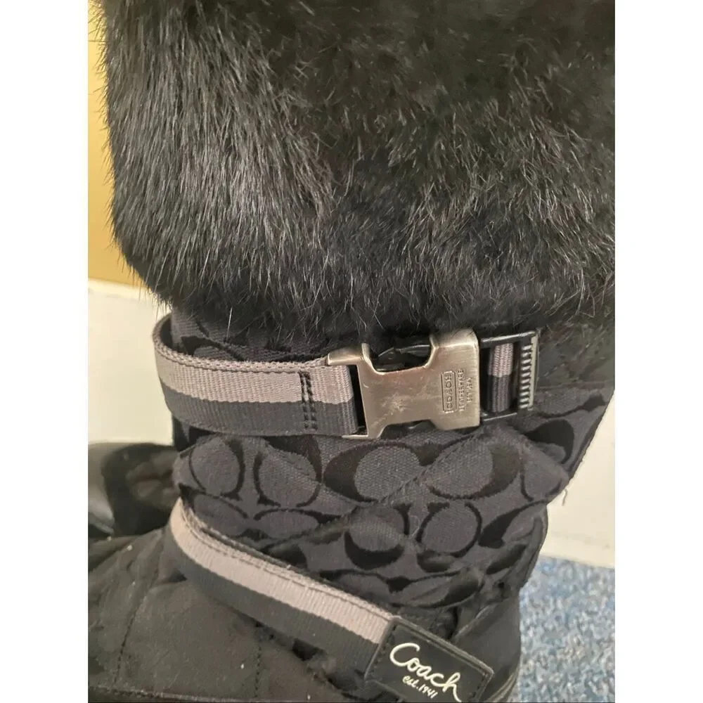 Coach Mariette women 8.5 side zipper boot with fur lining black